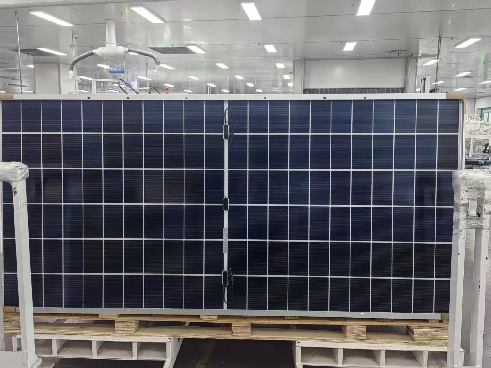 Panneaux solaire bifacial 610 watts